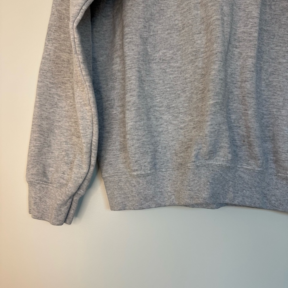 Medium Grey Gray Crewneck Cozy Pullover Sweatshirt Loungewear Comfy Chill Vibes - Picture 6 of 10